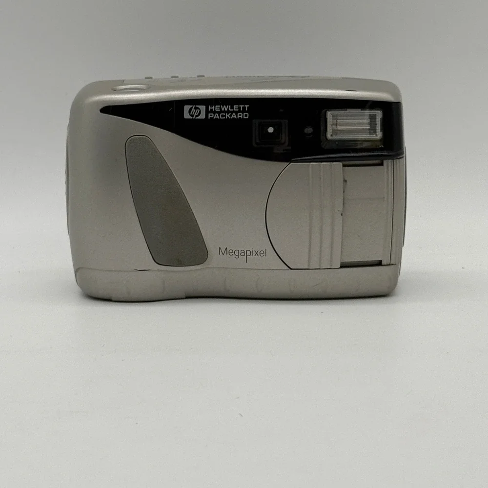HP PhotoSmart C30 Digital Camera C5386A Silver 1MP Vintage Y2K Digicam TESTED